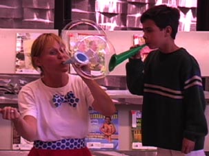 Rebecca Nile bubble show